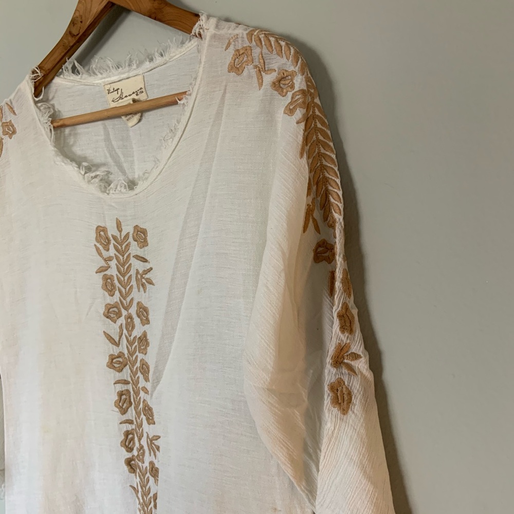 Vintage Havana 3/4 Sleeve Top with Floral Accent - Picture 3 of 5